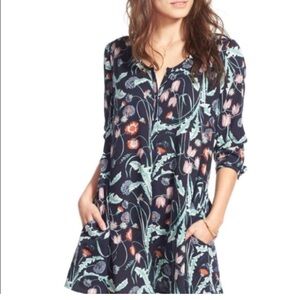 Hinge Navy Blue Rayon Floral Buttoned Front Romper Size XS